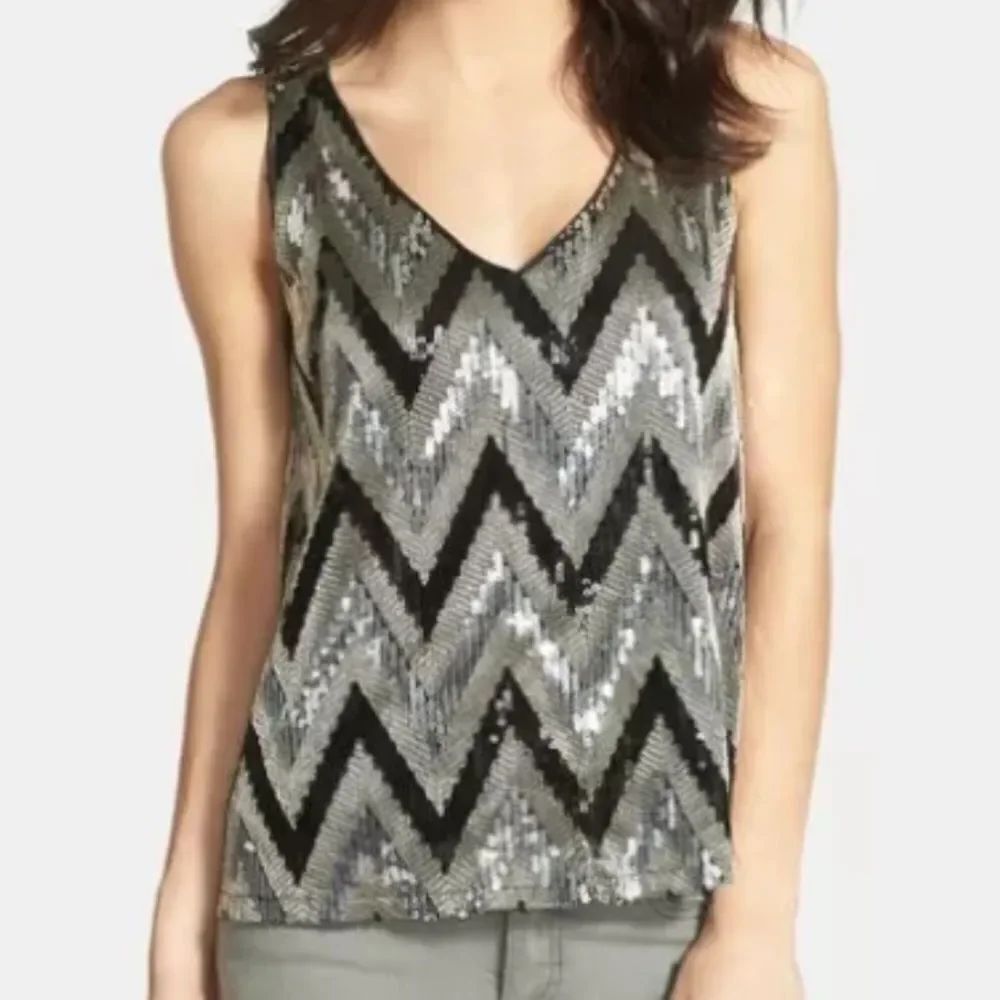 New Ella Moss Dorian Trapeze with Sequins!  V-Neck Front and Back.Knit